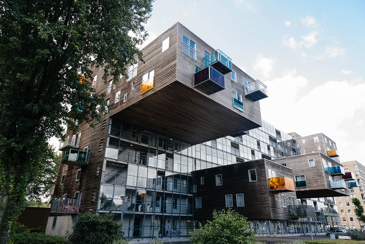 modern-architecture-residential-building-in-amsterdam-wozoco-building-by-mvrdv-architects-processed_t20_PQzRdB